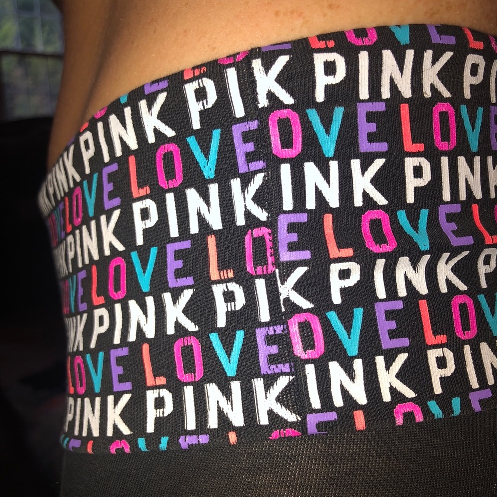 Victoria’s Secret Pink crop leggings